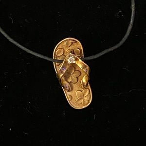 😍RARE😍 Maui Divers Hibiscus Plumeria Top Slipper Pendant